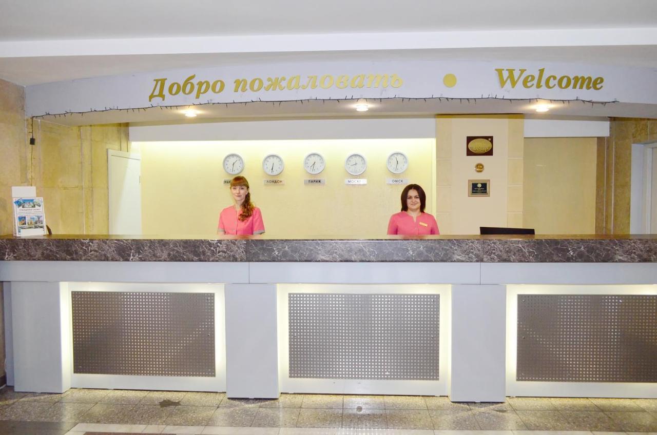 Molodezhnaya Hotel Omsk Eksteriør bilde